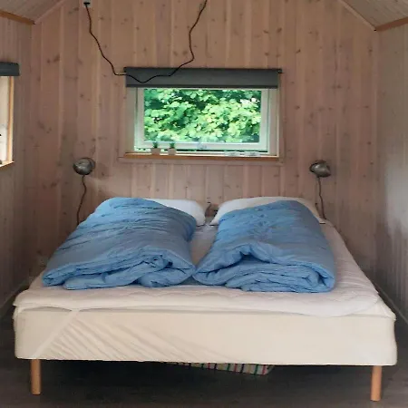 7 Person Holiday In