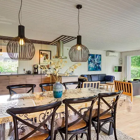 7 Person Holiday In Holiday home